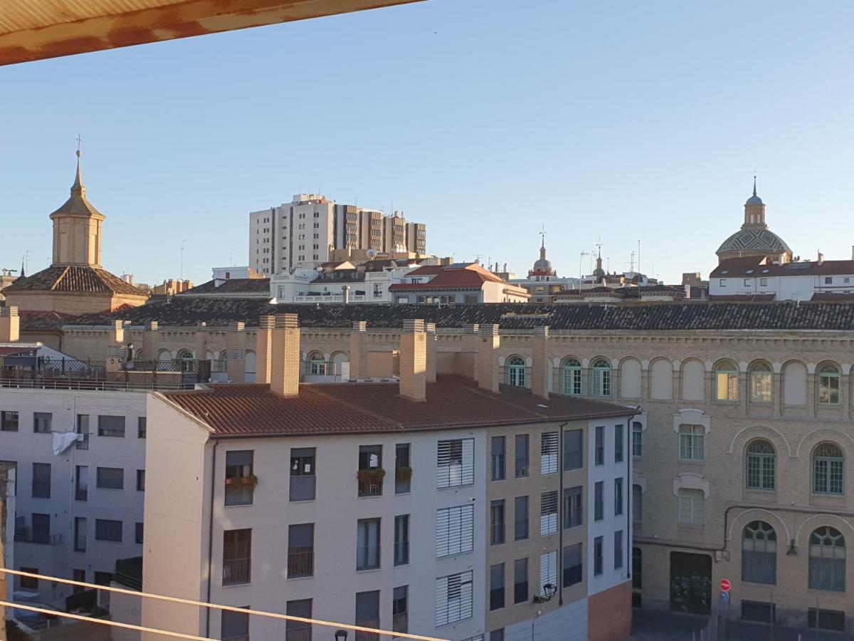 Atico Muy Luminoso Con Parking, Apartment Zaragoza Exterior photo